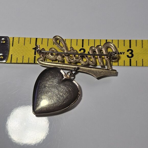 Vintage Gold Tone Mother Pin With Dangling Heart Locket MOP Brooch - Picture 6 of 10